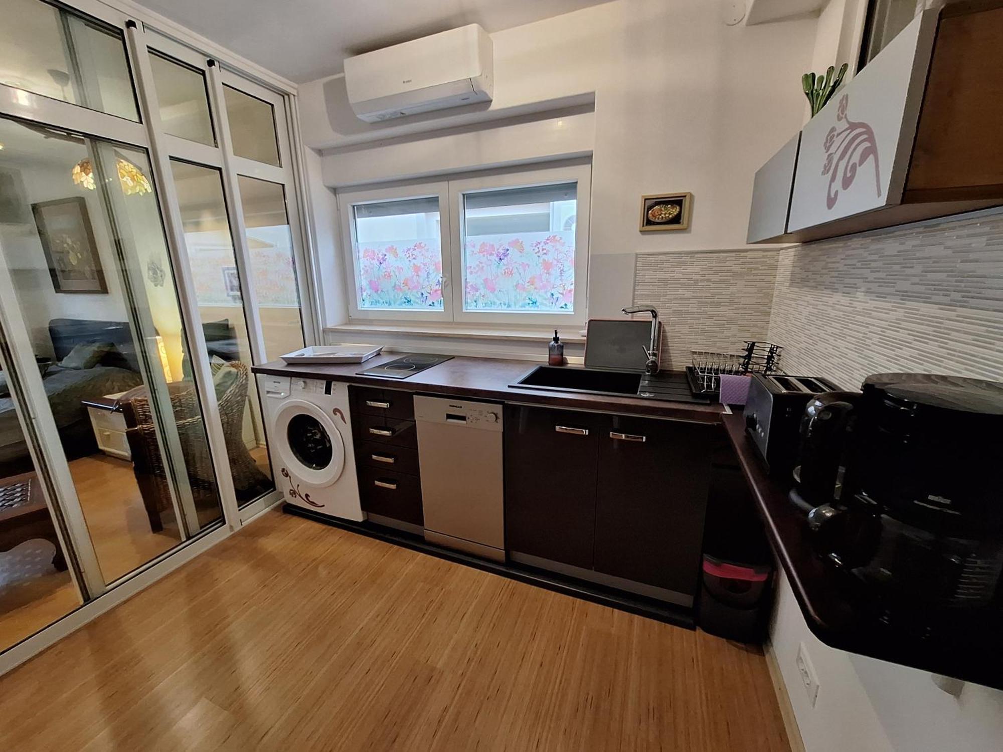 Pakua Apartments & Penthouse Ровінь Номер фото